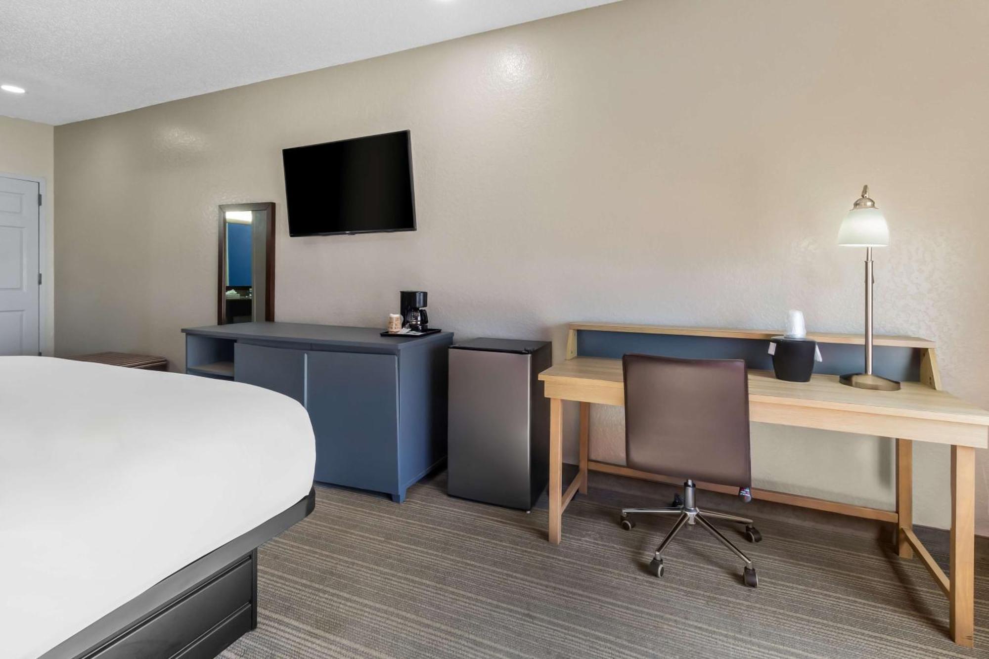 Sonesta Essential Iah Airport Jfk Boulevard - Newly Renovated Houston Bagian luar foto